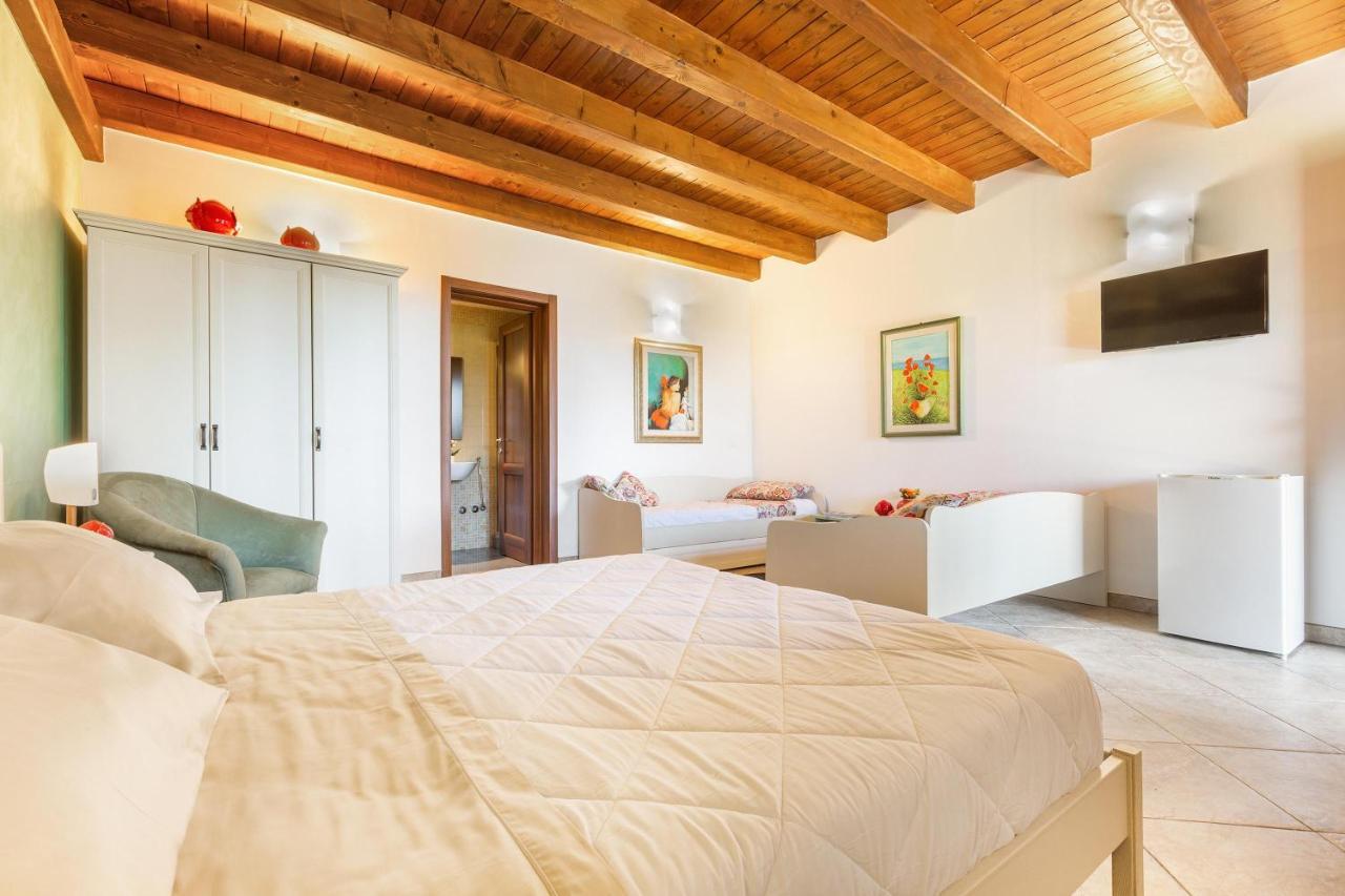Tenuta Cavalieri Leverano Exterior foto